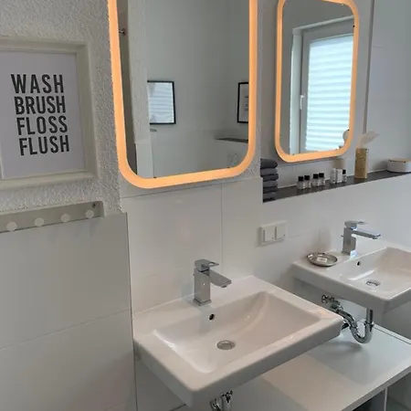 公寓 Deluxe Penthouse Goldsteinkoje 1 *