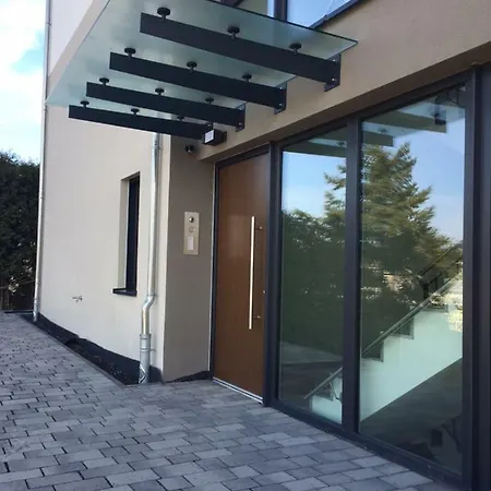 公寓 Deluxe Penthouse Goldsteinkoje 1 *